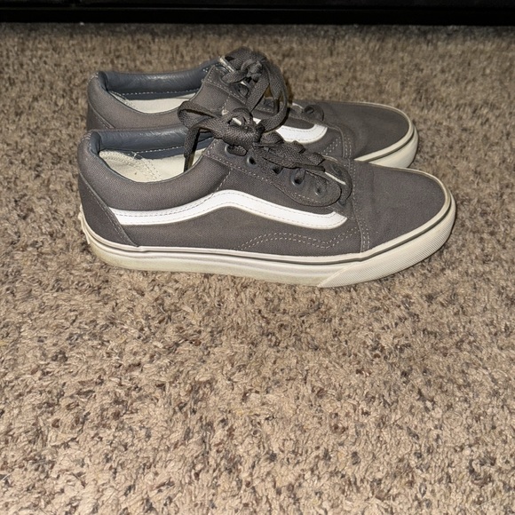 Vans - Picture 4 of 4